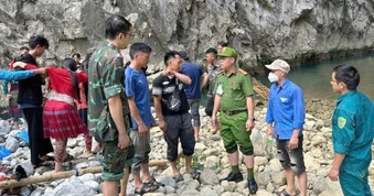 Nam sinh 17 tuổi tử vong sau khi 2 lần dũng cảm cứu bạn đuối nước