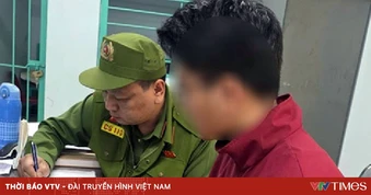 Nam thanh niên quay lén trong nhà vệ sinh nữ tại Hà Nội