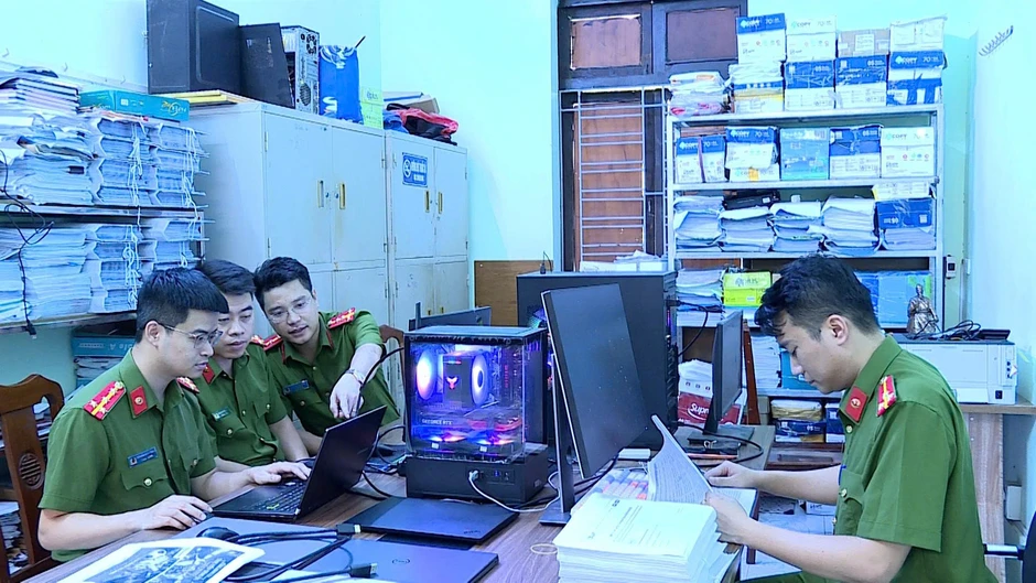Nam thanh niên SN 1995 cầm đầu đường dây hoạt động thông qua các website CakhiaTV; RakhoiTV; CaheoTV