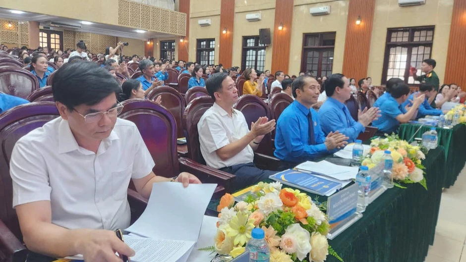 Nâng cao chất lượng cán bộ công đoàn cơ sở Nâng cao chất lượng cán bộ công đoàn cơ sở