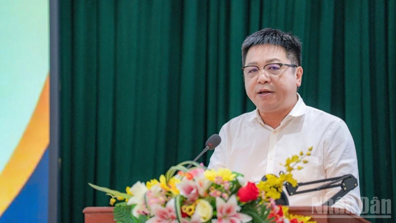 Nâng cao chất lượng công tác thi đua, khen thưởng trong tình hình mới Nâng cao chất lượng công tác thi đua, khen thưởng trong tình hình mới