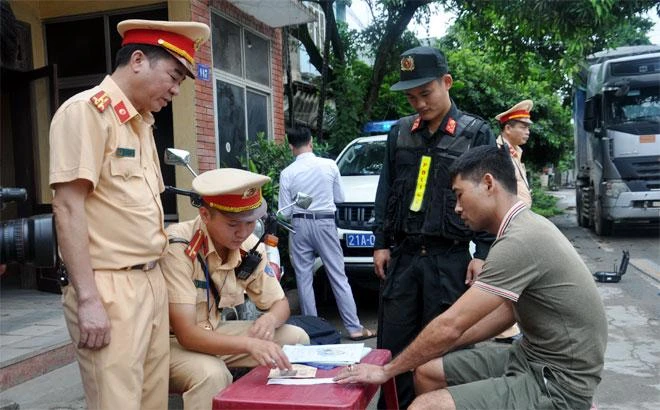 Nâng cao hiệu quả công tác bảo đảm trật tự, an toàn giao thông đường bộ Nâng cao hiệu quả công tác bảo đảm trật tự, an toàn giao thông đường bộ