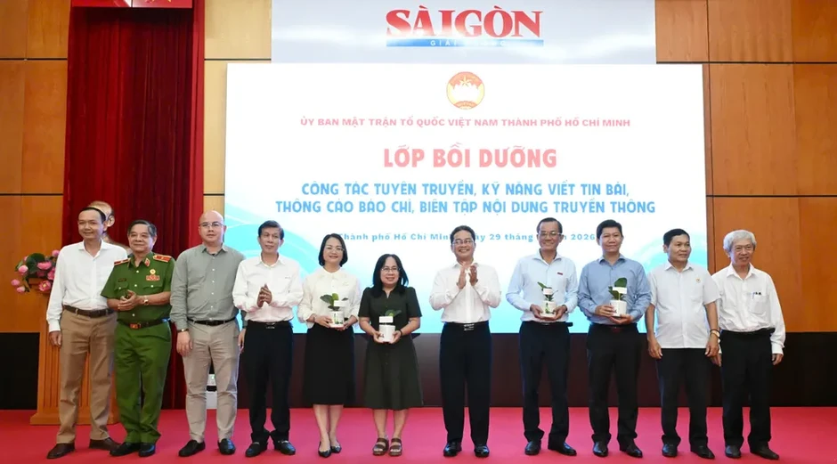 Nâng cao kỹ năng truyền thông cho hơn 1.200 cán bộ Mặt trận Nâng cao kỹ năng truyền thông cho hơn 1.200 cán bộ Mặt trận