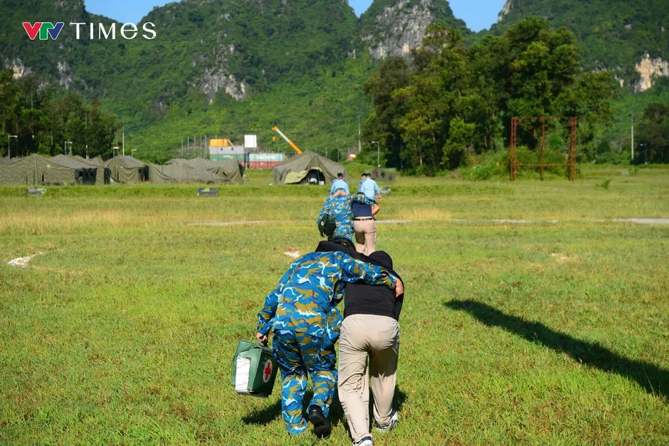 Nâng cao năng lực hiệp đồng cứu hộ, cứu nạn đường không trong tình huống khẩn cấp Nâng cao năng lực hiệp đồng cứu hộ, cứu nạn đường không trong tình huống khẩn cấp