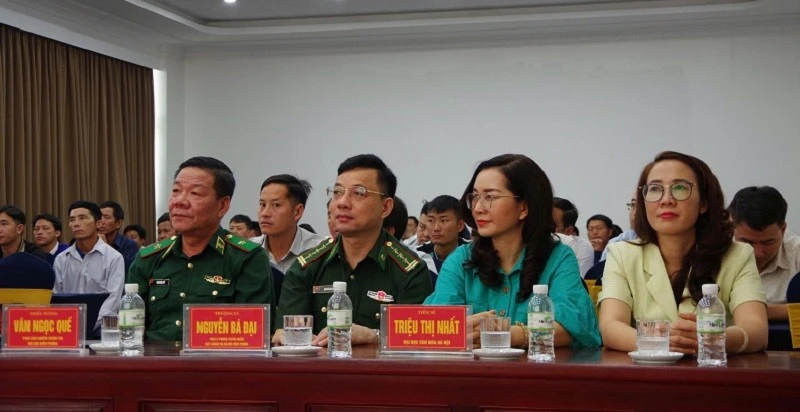 Nâng cao nhận thức về hệ lụy tảo hôn, hôn nhân cận huyết Nâng cao nhận thức về hệ lụy tảo hôn, hôn nhân cận huyết
