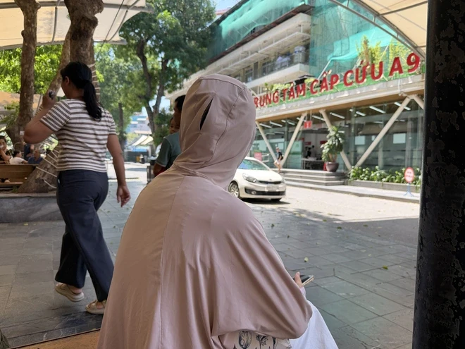 Nắng nóng: Nhiều người cấp cứu vì say nắng Nắng nóng: Nhiều người cấp cứu vì say nắng