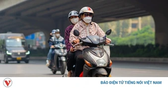 Nắng nóng tại miền Trung chưa có dấu hiệu hạ nhiệt, nhiều nơi chạm ngưỡng 40 độ