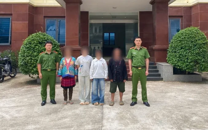 Ngăn chặn hai thiếu nữ bị dụ dỗ đi làm "việc nhẹ, lương cao"