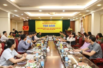 Ngăn thuốc lá lậu: Siết chế tài khâu bán lẻ, đề xuất tăng nặng mức xử phạt