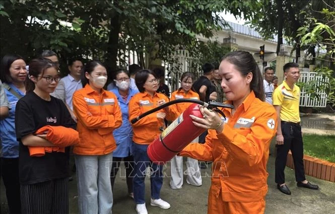 Ngành điện chủ động phòng ngừa, ứng phó với mọi tình huống cháy, nổ Ngành điện chủ động phòng ngừa, ứng phó với mọi tình huống cháy, nổ