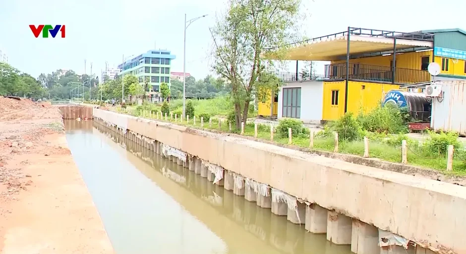 Ngập sâu sau mưa ở Hà Nội cải thiện nhờ các dự án chống ngập Ngập sâu sau mưa ở Hà Nội cải thiện nhờ các dự án chống ngập
