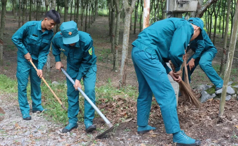 Ngày hoạt động cao điểm đầy ý nghĩa của những chiến sĩ Hành quân xanh Ngày hoạt động cao điểm đầy ý nghĩa của những chiến sĩ Hành quân xanh