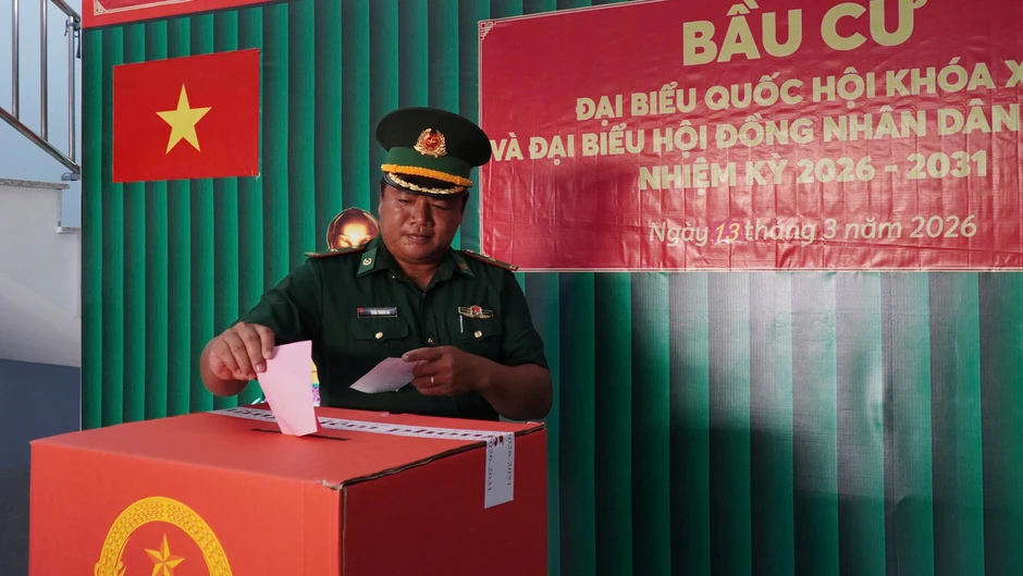 Ngày hội bầu cử sớm ở đảo Hòn Khoai, Hòn Chuối