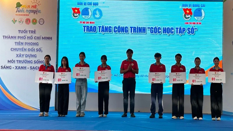 Ngày hội “Chuyển đổi số-Chuyển động xanh” của tuổi trẻ Thành phố Hồ Chí Minh Ngày hội “Chuyển đổi số-Chuyển động xanh” của tuổi trẻ Thành phố Hồ Chí Minh