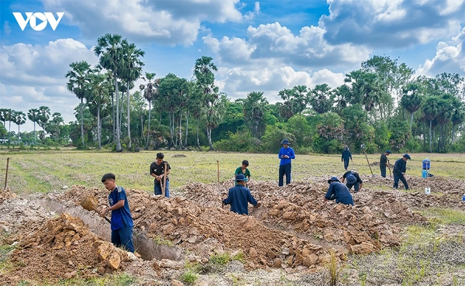 Ngày những liệt sĩ vô danh được gọi lại tên mình Ngày những liệt sĩ vô danh được gọi lại tên mình