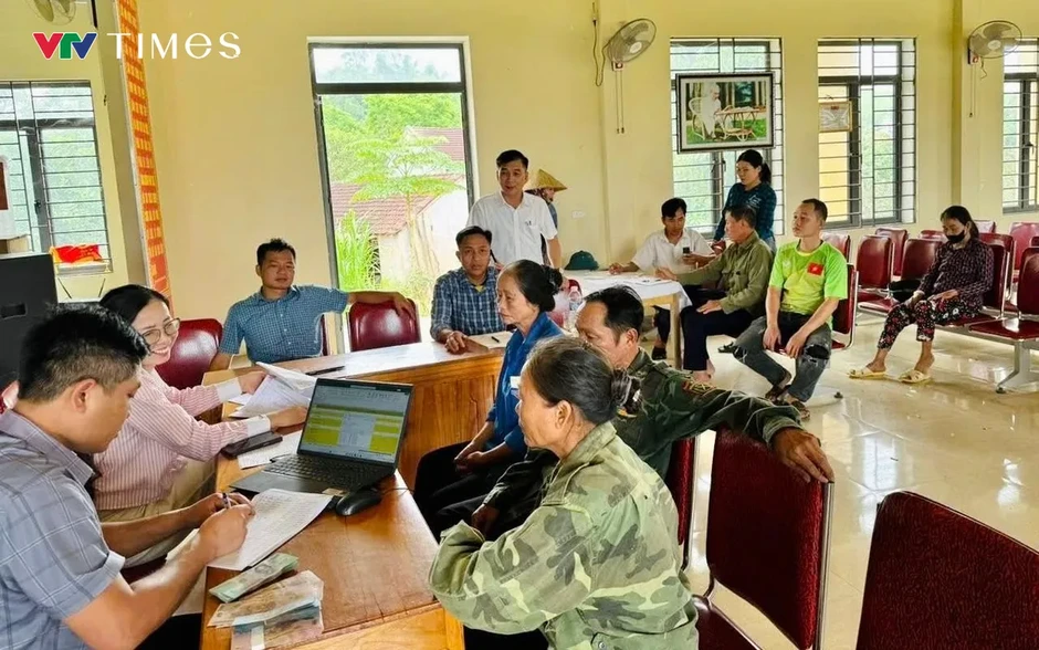 Nghệ An: Đẩy nhanh việc chi trả hỗ trợ thiên tai, bảo đảm người dân nhanh chóng ổn định cuộc sống Nghệ An: Đẩy nhanh việc chi trả hỗ trợ thiên tai, bảo đảm người dân nhanh chóng ổn định cuộc sống