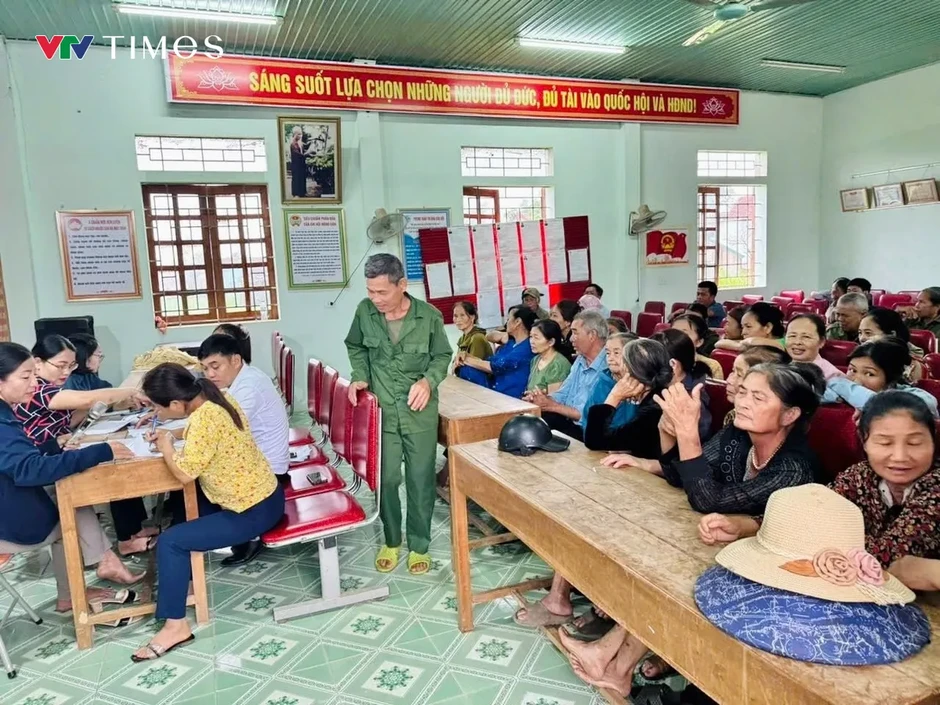 Nghệ An: Đẩy nhanh việc chi trả hỗ trợ thiên tai, bảo đảm người dân nhanh chóng ổn định cuộc sống Nghệ An: Đẩy nhanh việc chi trả hỗ trợ thiên tai, bảo đảm người dân nhanh chóng ổn định cuộc sống