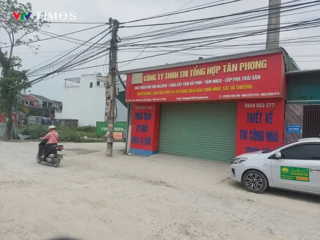 Nghệ An: Đường Cao Xuân Huy xuống cấp, gây khó khăn cho người dân khi đi lại Nghệ An: Đường Cao Xuân Huy xuống cấp, gây khó khăn cho người dân khi đi lại