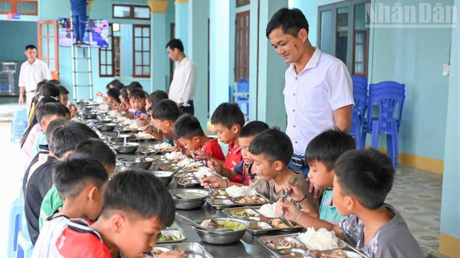 Nghệ An không để xảy ra tình trạng cắt xén khẩu phần của học sinh Nghệ An không để xảy ra tình trạng cắt xén khẩu phần của học sinh