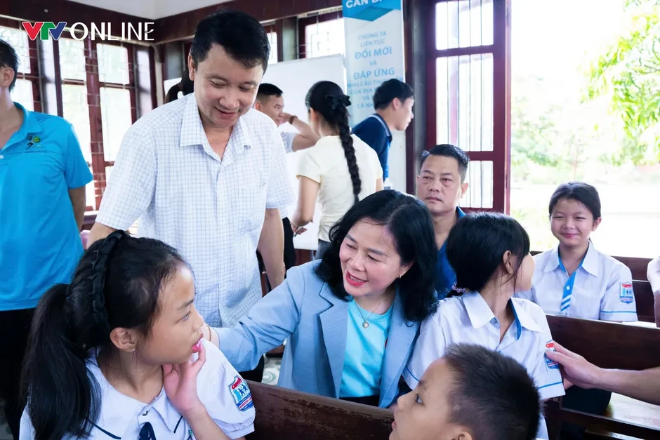 Nghệ An: Mang Tết thiếu nhi đến với Làng trẻ em SOS Vinh Nghệ An: Mang Tết thiếu nhi đến với Làng trẻ em SOS Vinh
