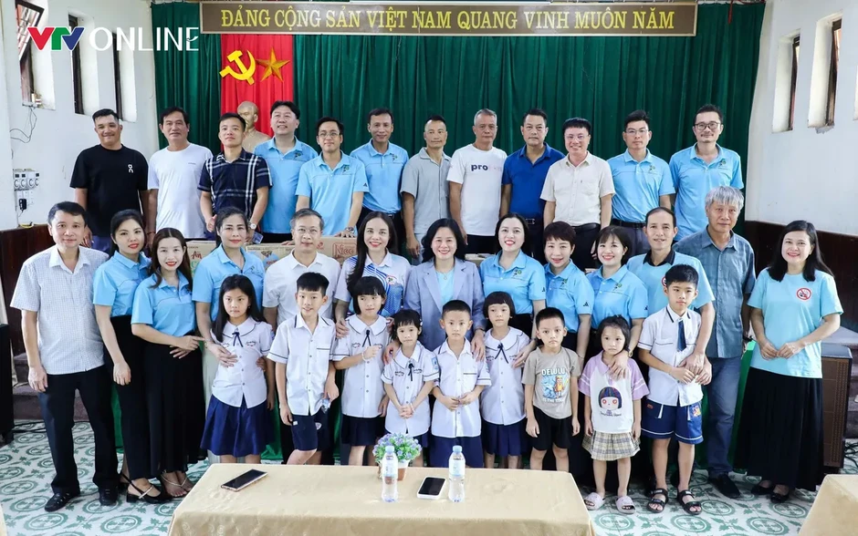 Nghệ An: Mang Tết thiếu nhi đến với Làng trẻ em SOS Vinh Nghệ An: Mang Tết thiếu nhi đến với Làng trẻ em SOS Vinh
