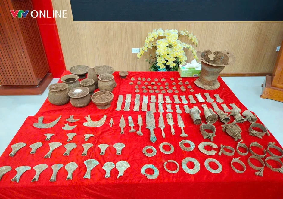 Nghệ An: Phát hiện hơn 125 hiện vật quý hiếm của văn hóa Đông Sơn Nghệ An: Phát hiện hơn 125 hiện vật quý hiếm của văn hóa Đông Sơn