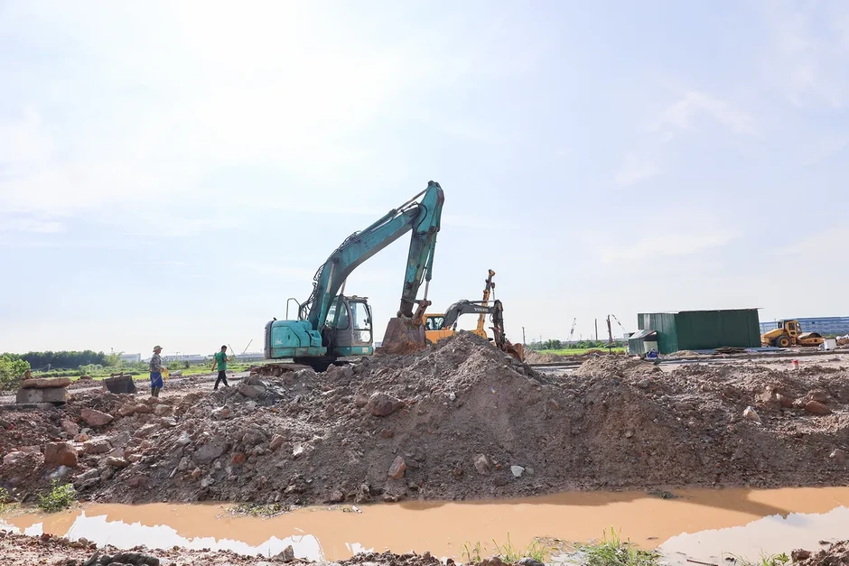 Nghệ An quyết liệt tháo gỡ vướng mắc, đôn đốc tiến độ thực hiện dự án đầu tư xây dựng đường bộ cao tốc Vinh – Thanh Thủy Nghệ An quyết liệt tháo gỡ vướng mắc, đôn đốc tiến độ thực hiện dự án đầu tư xây dựng đường bộ cao tốc Vinh – Thanh Thủy