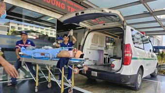 Nghệ An: Tai nạn giữa ô-tô khách và xe container trên cao tốc, hàng chục người nhập viện