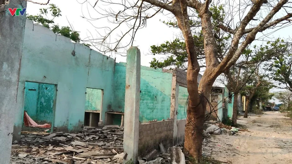 Nghệ An: Tháo dỡ ki-ốt tại khu vực “phố đèn đỏ”, khai phá tiềm năng du lịch biển Nghệ An: Tháo dỡ ki-ốt tại khu vực “phố đèn đỏ”, khai phá tiềm năng du lịch biển