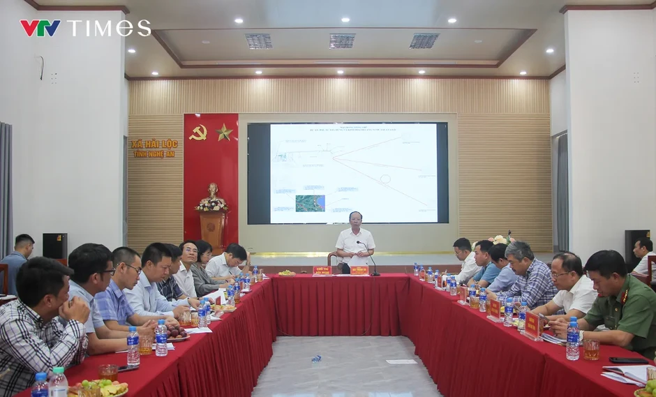 Nghệ An: Tháo gỡ vướng mắc dự án đầu tư xây dựng và kinh doanh cảng nước sâu Cửa Lò 7.400 tỷ đồng Nghệ An: Tháo gỡ vướng mắc dự án đầu tư xây dựng và kinh doanh cảng nước sâu Cửa Lò 7.400 tỷ đồng