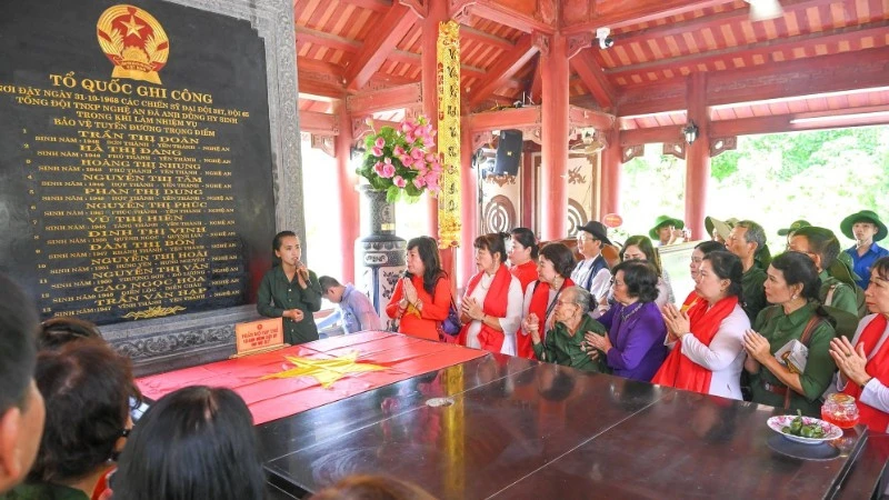 Nghệ An triển khai xét tặng, truy tặng Huy chương Thanh niên xung phong vẻ vang Nghệ An triển khai xét tặng, truy tặng Huy chương Thanh niên xung phong vẻ vang