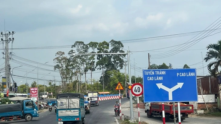 Nghiên cứu giải pháp đảm bảo an toàn tại điểm cuối tuyến tránh Cao Lãnh giao với quốc lộ 30 Nghiên cứu giải pháp đảm bảo an toàn tại điểm cuối tuyến tránh Cao Lãnh giao với quốc lộ 30