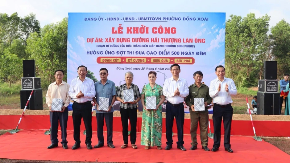 Người dân Đồng Nai hiến "đất vàng", dỡ nhà để mở đường giao thông