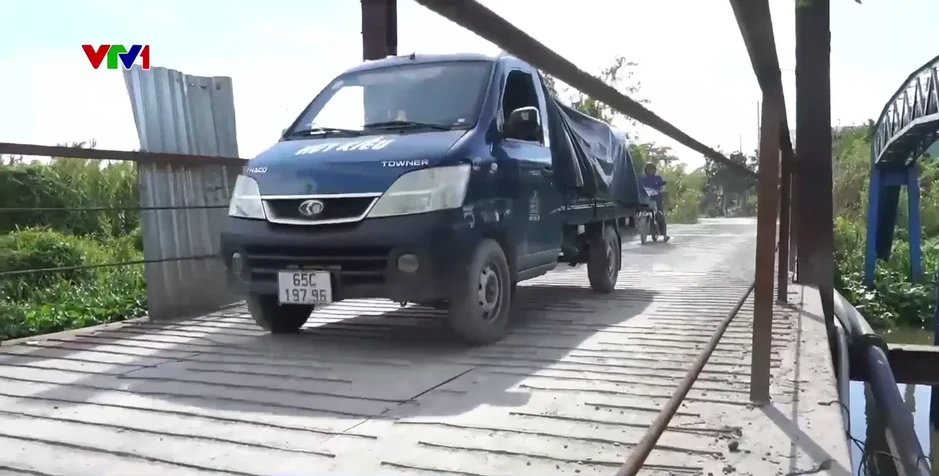 Người dân mòn mỏi chờ thi công tuyến đường 923 Người dân mòn mỏi chờ thi công tuyến đường 923