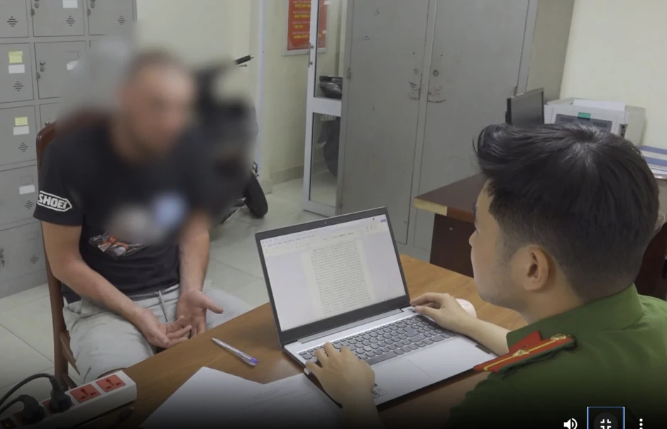Người đàn ông Nga uống rượu bia rồi gây tai nạn chết người ở Nha Trang Người đàn ông Nga uống rượu bia rồi gây tai nạn chết người ở Nha Trang