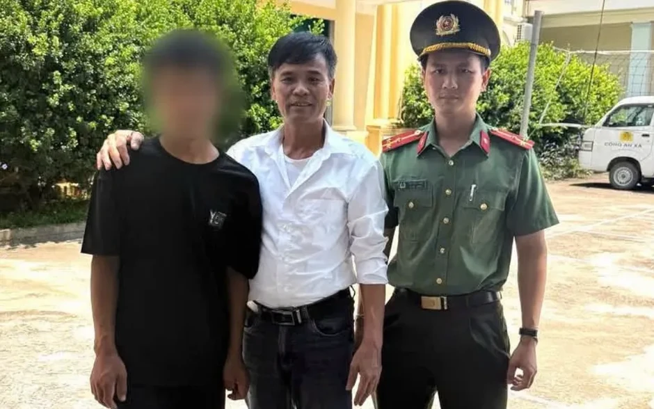 Người đàn ông thất lạc suốt một tháng được Công an tìm thấy cách nhà hơn 160km Người đàn ông thất lạc suốt một tháng được Công an tìm thấy cách nhà hơn 160km