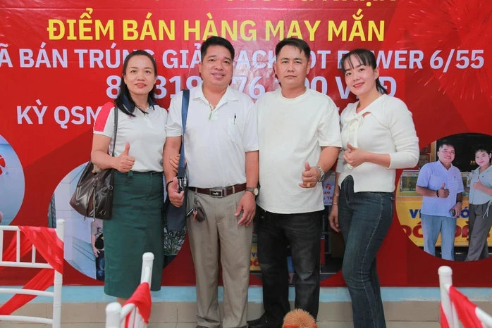 Người đàn ông trúng Vietlott hơn 83 tỉ đồng tiếp tục trúng xổ số miền Nam Người đàn ông trúng Vietlott hơn 83 tỉ đồng tiếp tục trúng xổ số miền Nam