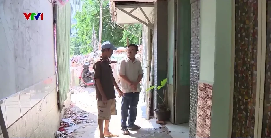 Người dân ven rạch Xuyên Tâm gấp rút bàn giao mặt bằng vì môi trường sống sạch hơn Người dân ven rạch Xuyên Tâm gấp rút bàn giao mặt bằng vì môi trường sống sạch hơn