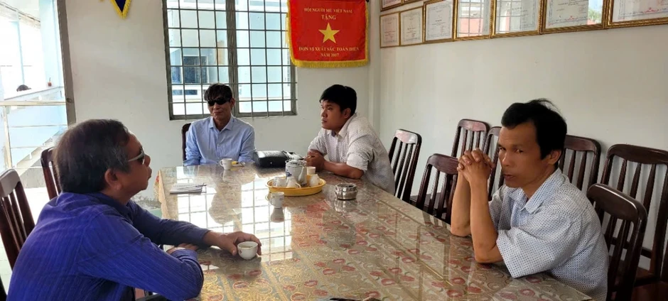 Người khiếm thị ở tỉnh Đồng Tháp sẵn sàng thực hiện quyền công dân Người khiếm thị ở tỉnh Đồng Tháp sẵn sàng thực hiện quyền công dân