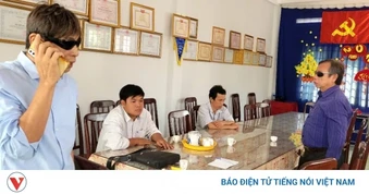 Người khiếm thị ở tỉnh Đồng Tháp sẵn sàng thực hiện quyền công dân