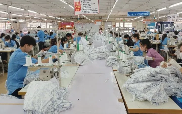 Người lao động đề xuất hoán đổi lịch làm việc để nghỉ liền 4 ngày dịp Ngày Văn hóa Việt Nam 24/11