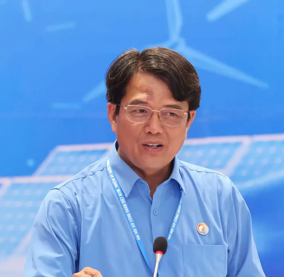 Người lao động là trung tâm của mọi hoạt động công đoàn Người lao động là trung tâm của mọi hoạt động công đoàn