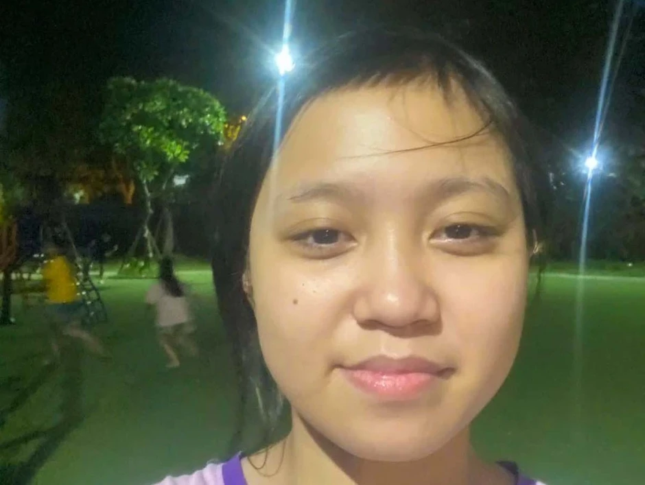 Người mẹ ở Hà Nội cầu cứu khi con gái lớp 7 mất tích bí ẩn sau khi rời khỏi nhà Người mẹ ở Hà Nội cầu cứu khi con gái lớp 7 mất tích bí ẩn sau khi rời khỏi nhà