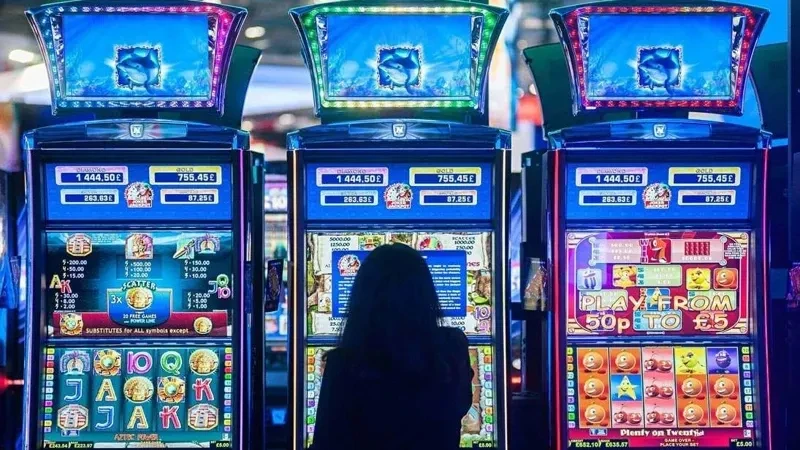 Người quản lý điểm kinh doanh trò chơi điện tử có thưởng dành cho người nước ngoài phải có trình độ đại học trở lên Người quản lý điểm kinh doanh trò chơi điện tử có thưởng dành cho người nước ngoài phải có trình độ đại học trở lên