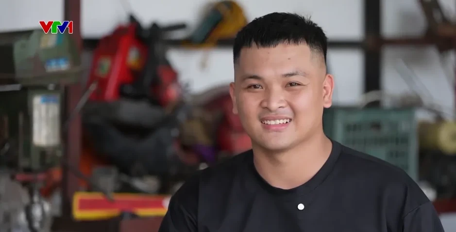 Người thợ sửa xe và đại úy Công an lao vào hiểm nguy cứu người giữa phố Hải Phòng Người thợ sửa xe và đại úy Công an lao vào hiểm nguy cứu người giữa phố Hải Phòng