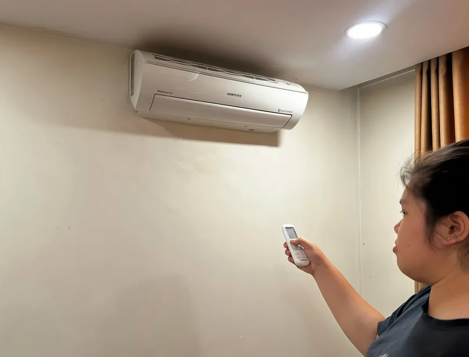 Người thuê nhà "toát mồ hôi" với hóa đơn tiền điện mùa nắng nóng Người thuê nhà "toát mồ hôi" với hóa đơn tiền điện mùa nắng nóng