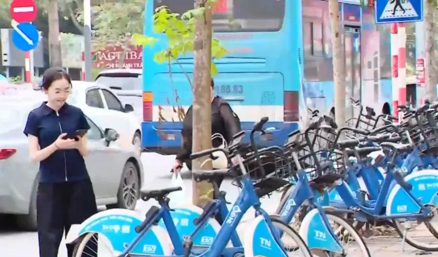 Người trẻ thay đổi thói quen để tiết kiệm và sống xanh Người trẻ thay đổi thói quen để tiết kiệm và sống xanh