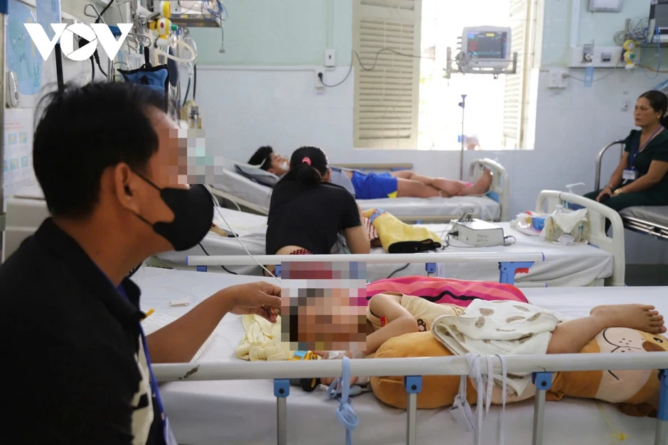 Nguy cơ bùng phát dịch tay chân miệng, Bộ Y tế kiểm tra thực tế tại TP.HCM Nguy cơ bùng phát dịch tay chân miệng, Bộ Y tế kiểm tra thực tế tại TP.HCM