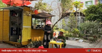 Nguy cơ mất an toàn thực phẩm từ đồ ăn vặt trước cổng trường