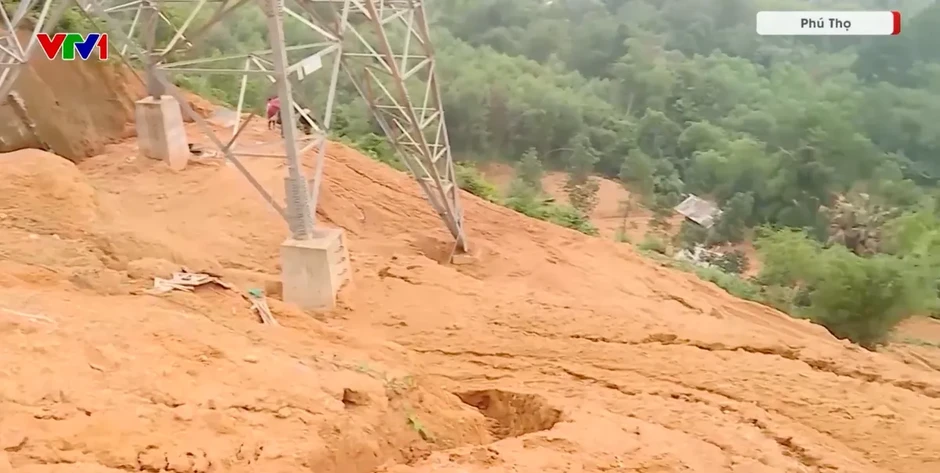 Nguy cơ sạt lở tuyến đường dây 500Kv Lào Cai - Vĩnh Yên Nguy cơ sạt lở tuyến đường dây 500Kv Lào Cai - Vĩnh Yên